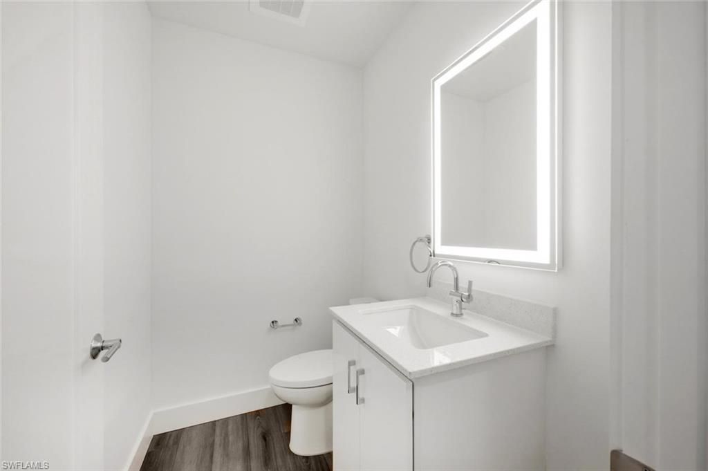 1950 Mayfair St, Unit PH11, Naples, FL 34104 Photo