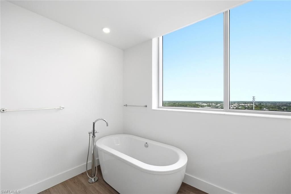 1950 Mayfair St, Unit PH11, Naples, FL 34104 Photo