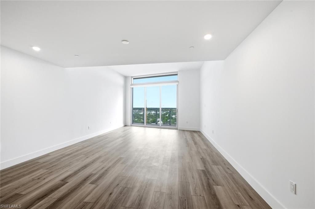 1950 Mayfair St, Unit PH11, Naples, FL 34104 Photo
