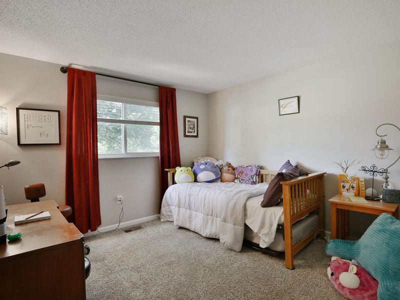 2055 Flanders Court, Columbus, OH 43235 Photo 24