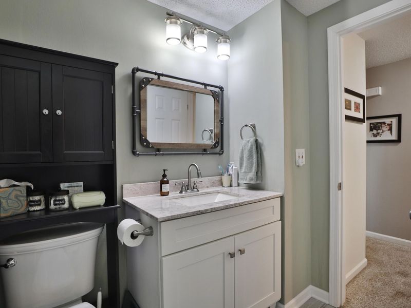 2055 Flanders Court, Columbus, OH 43235 Photo 27