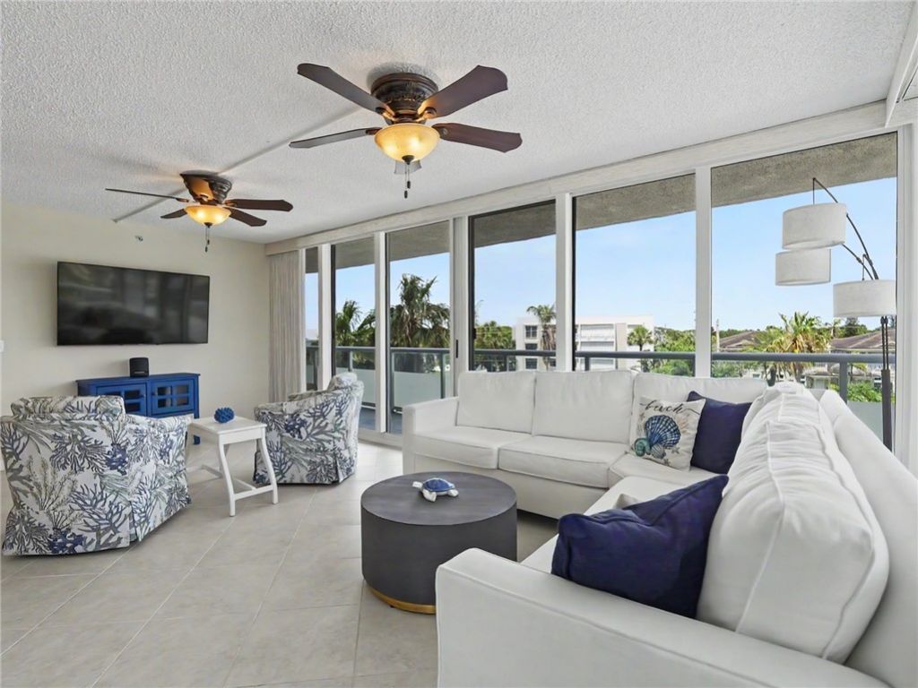 3554 Ocean Drive, Unit 302S, Vero Beach, FL 32963 Photo