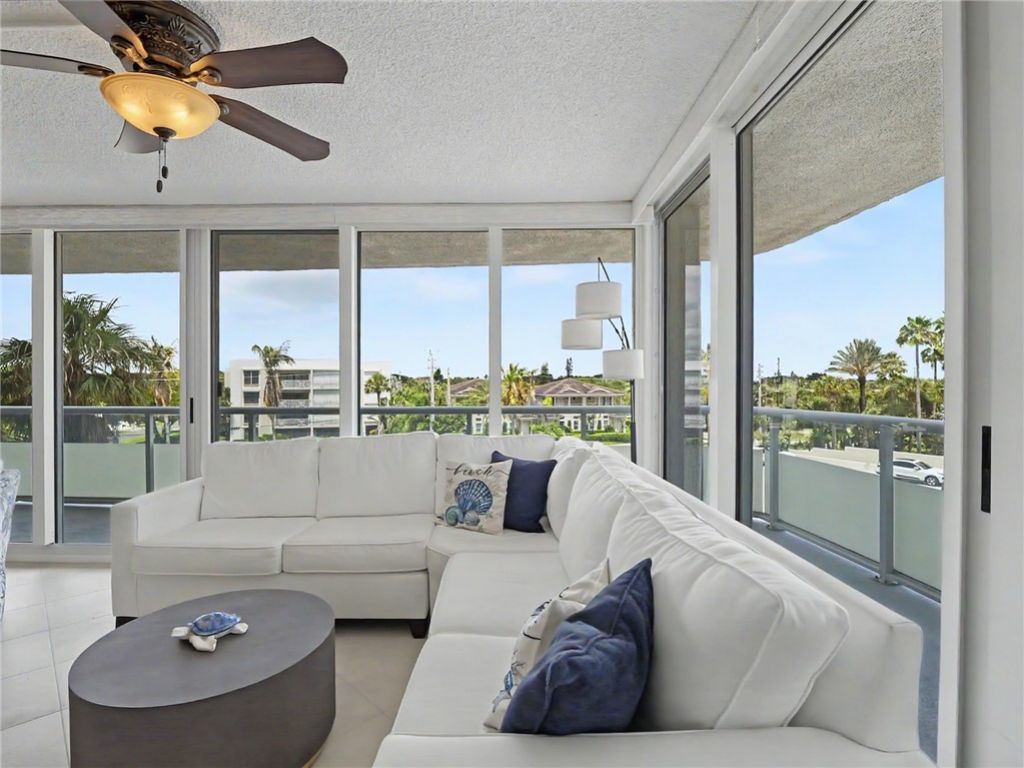 3554 Ocean Drive, Unit 302S, Vero Beach, FL 32963 Photo