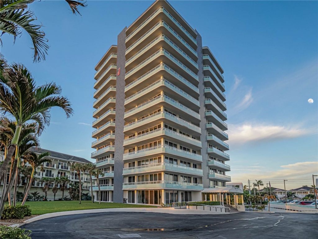 3554 Ocean Drive, Unit 302S, Vero Beach, FL 32963 Photo