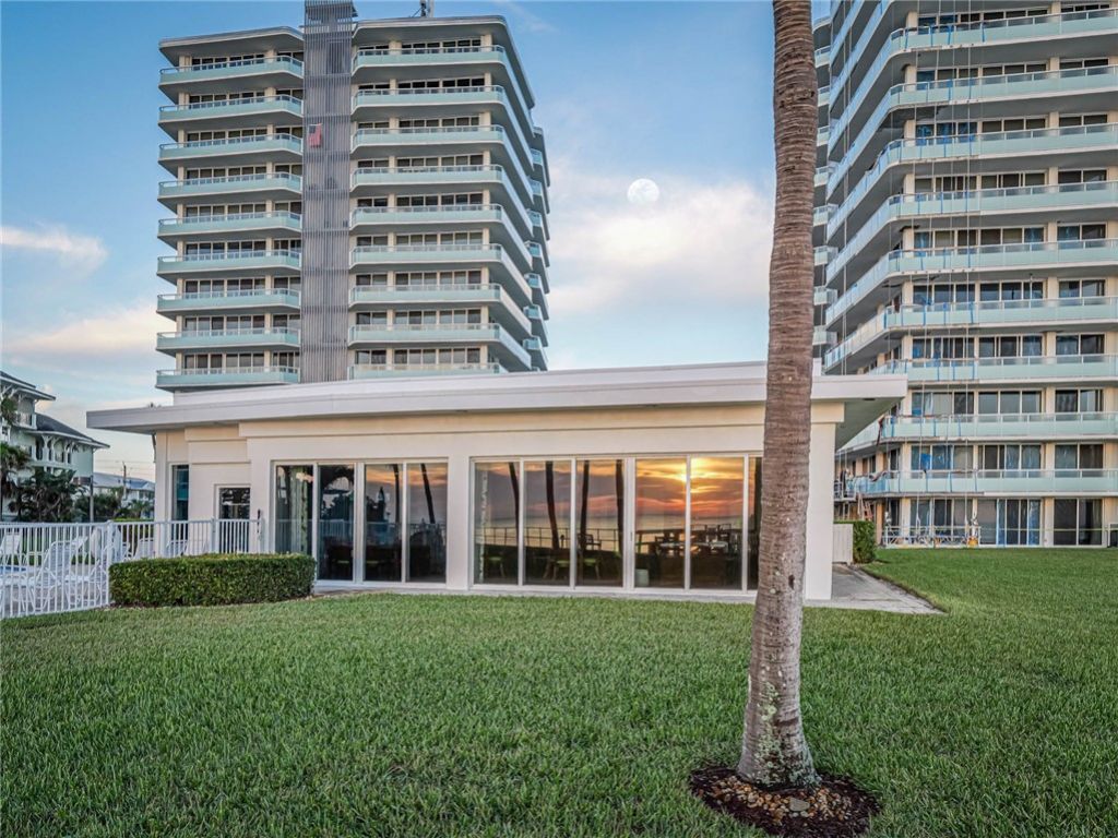 3554 Ocean Drive, Unit 302S, Vero Beach, FL 32963 Photo