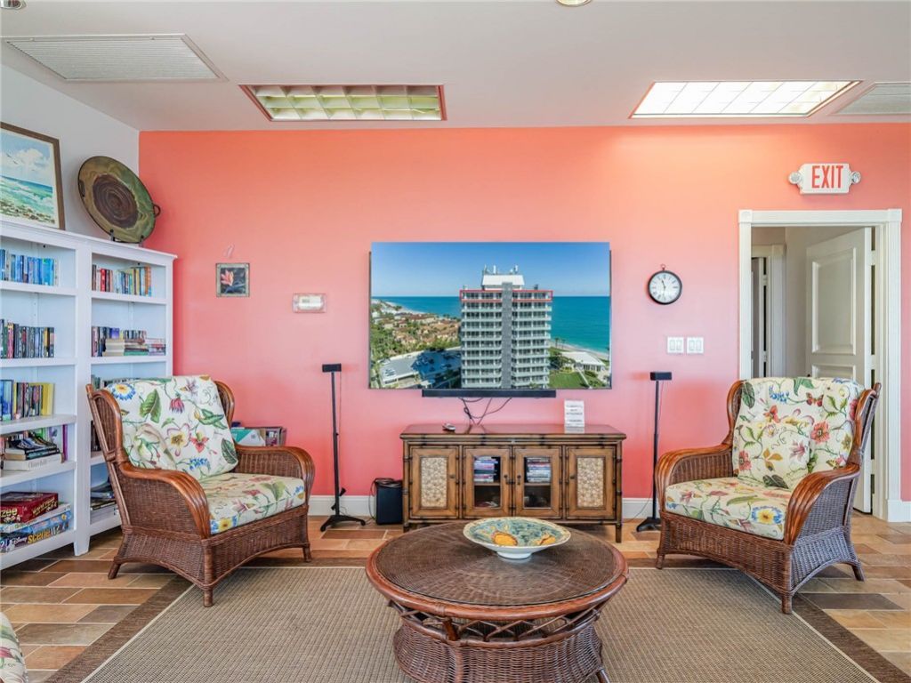 3554 Ocean Drive, Unit 302S, Vero Beach, FL 32963 Photo