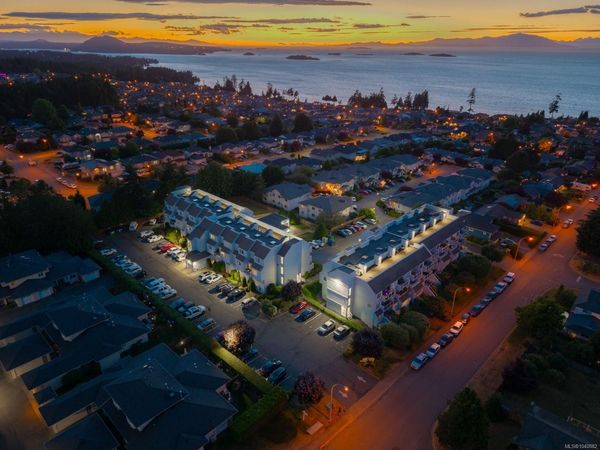 6231 Blueback Rd , Unit #106B, Nanaimo, BC V9V 1J3