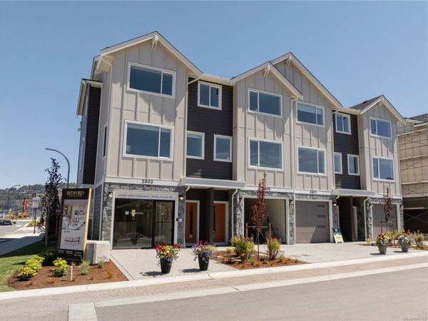 2864 Apex Close, Langford, BC V9B 7H1