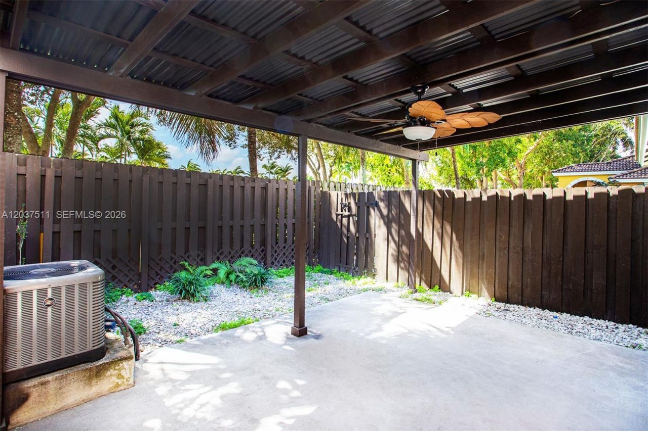 4234 NE 9th St , Unit 4234, Homestead, FL 33033 Photo