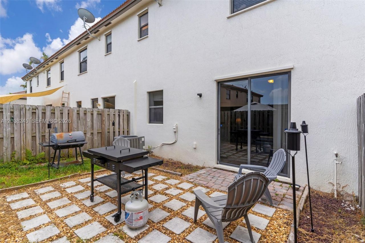 23357 SW 113th Psge, Homestead, FL 33032 Photo