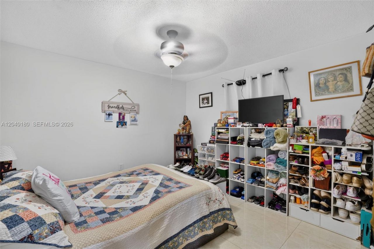 9535 SW 42nd St, Miami, FL 33165 Photo