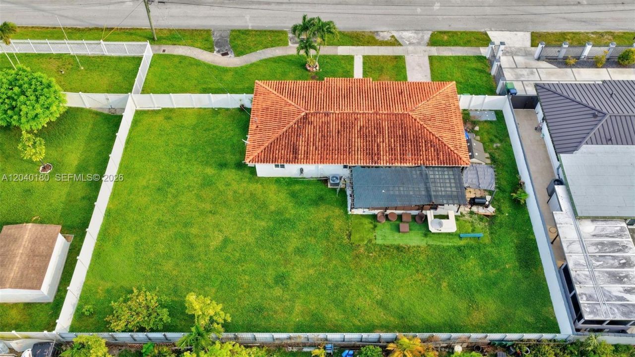 9535 SW 42nd St, Miami, FL 33165 Photo