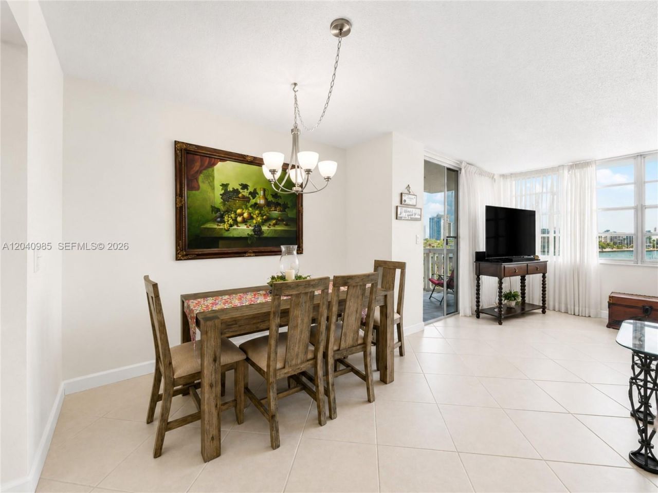 1817 S Ocean Dr, Unit 620, Hallandale Beach, FL 33009 Photo