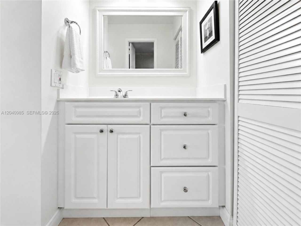 1817 S Ocean Dr, Unit 620, Hallandale Beach, FL 33009 Photo
