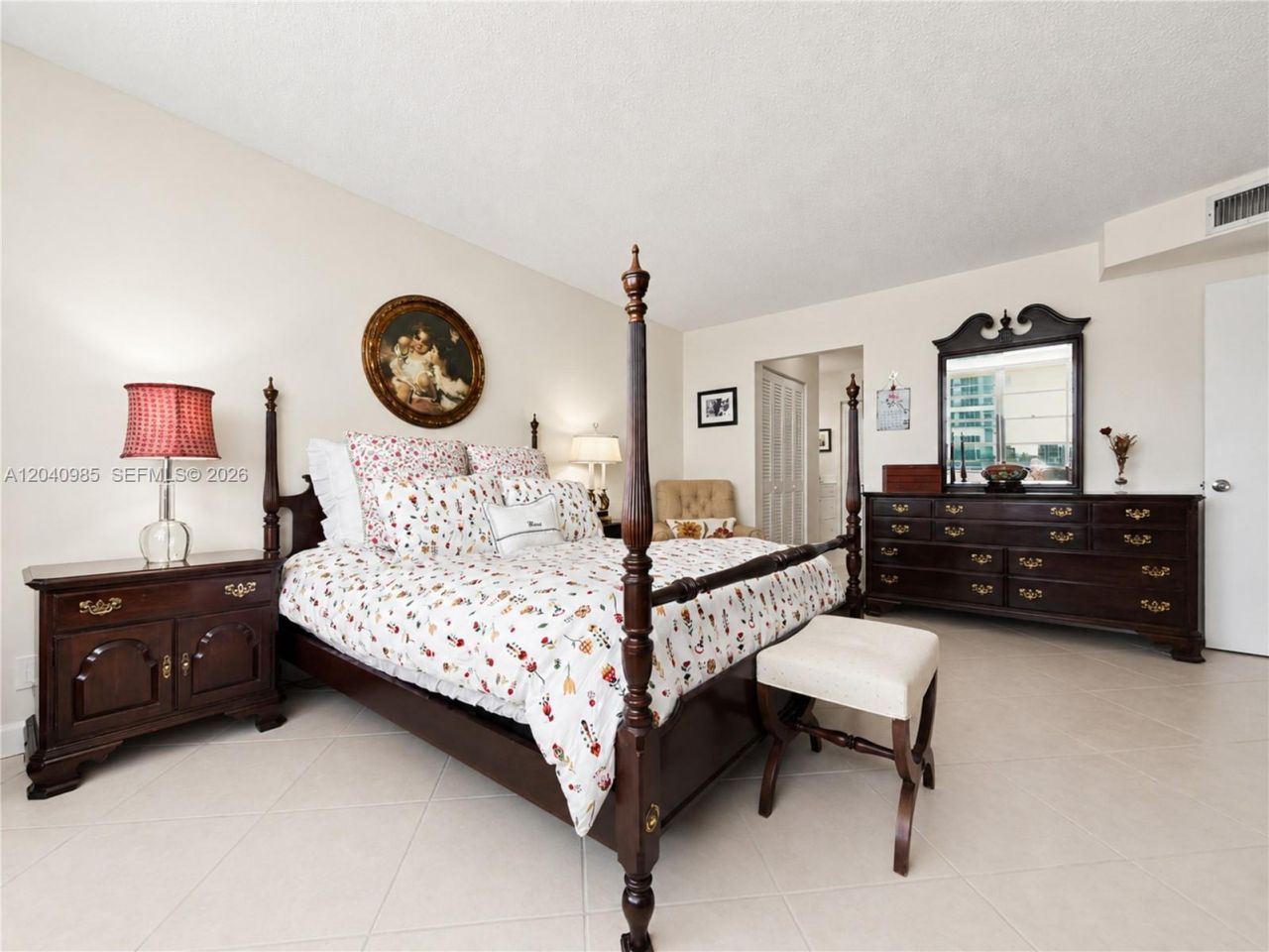 1817 S Ocean Dr, Unit 620, Hallandale Beach, FL 33009 Photo