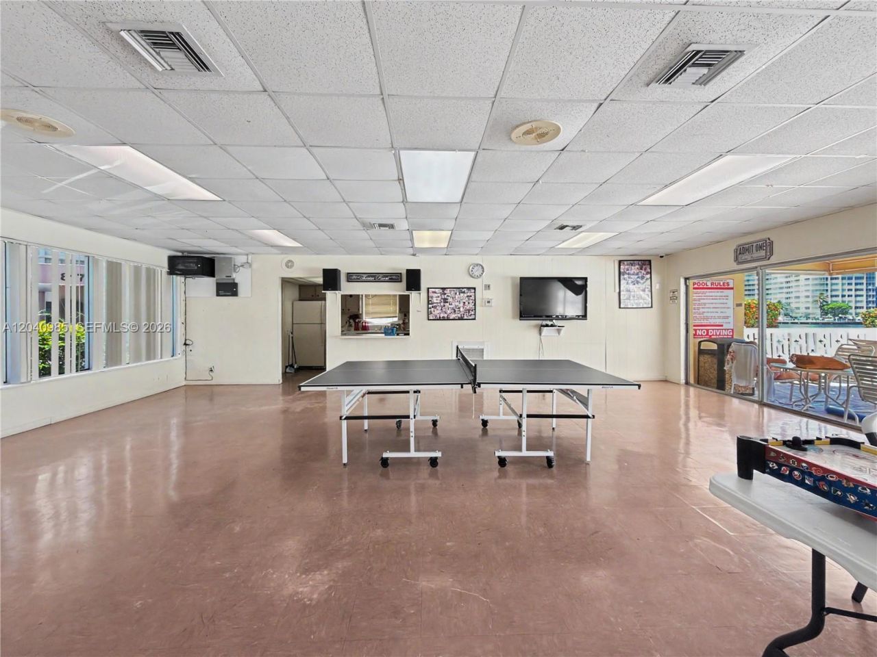 1817 S Ocean Dr, Unit 620, Hallandale Beach, FL 33009 Photo