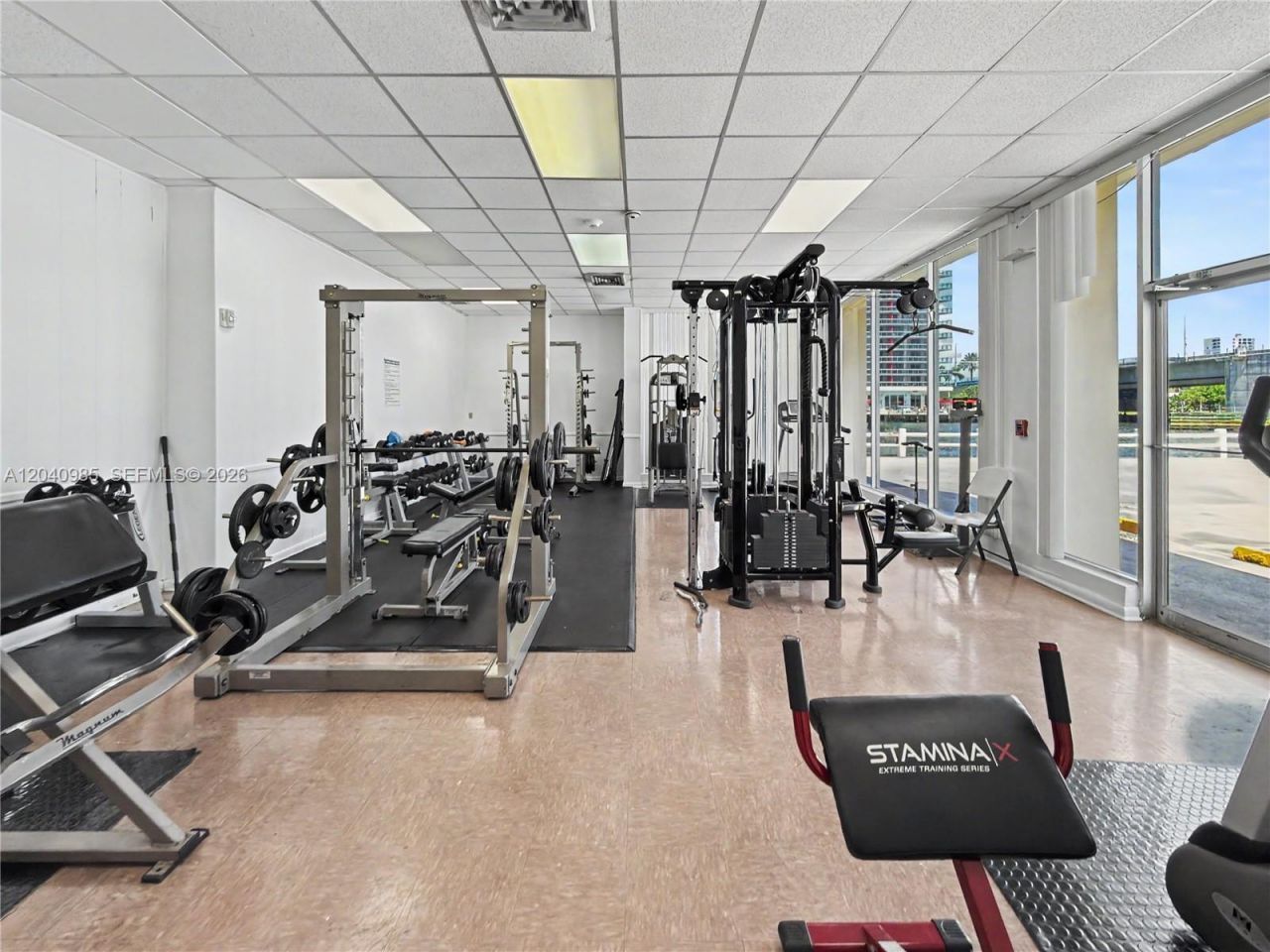 1817 S Ocean Dr, Unit 620, Hallandale Beach, FL 33009 Photo