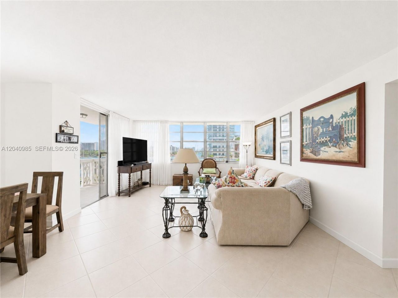 1817 S Ocean Dr, Unit 620, Hallandale Beach, FL 33009 Photo