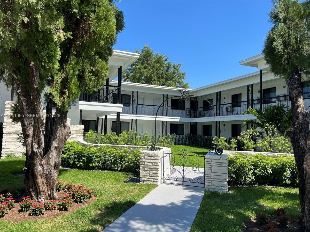 711 Beacom Blvd , Unit 4, Miami, FL 33135 Photo