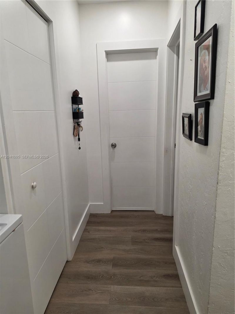711 Beacom Blvd , Unit 4, Miami, FL 33135 Photo