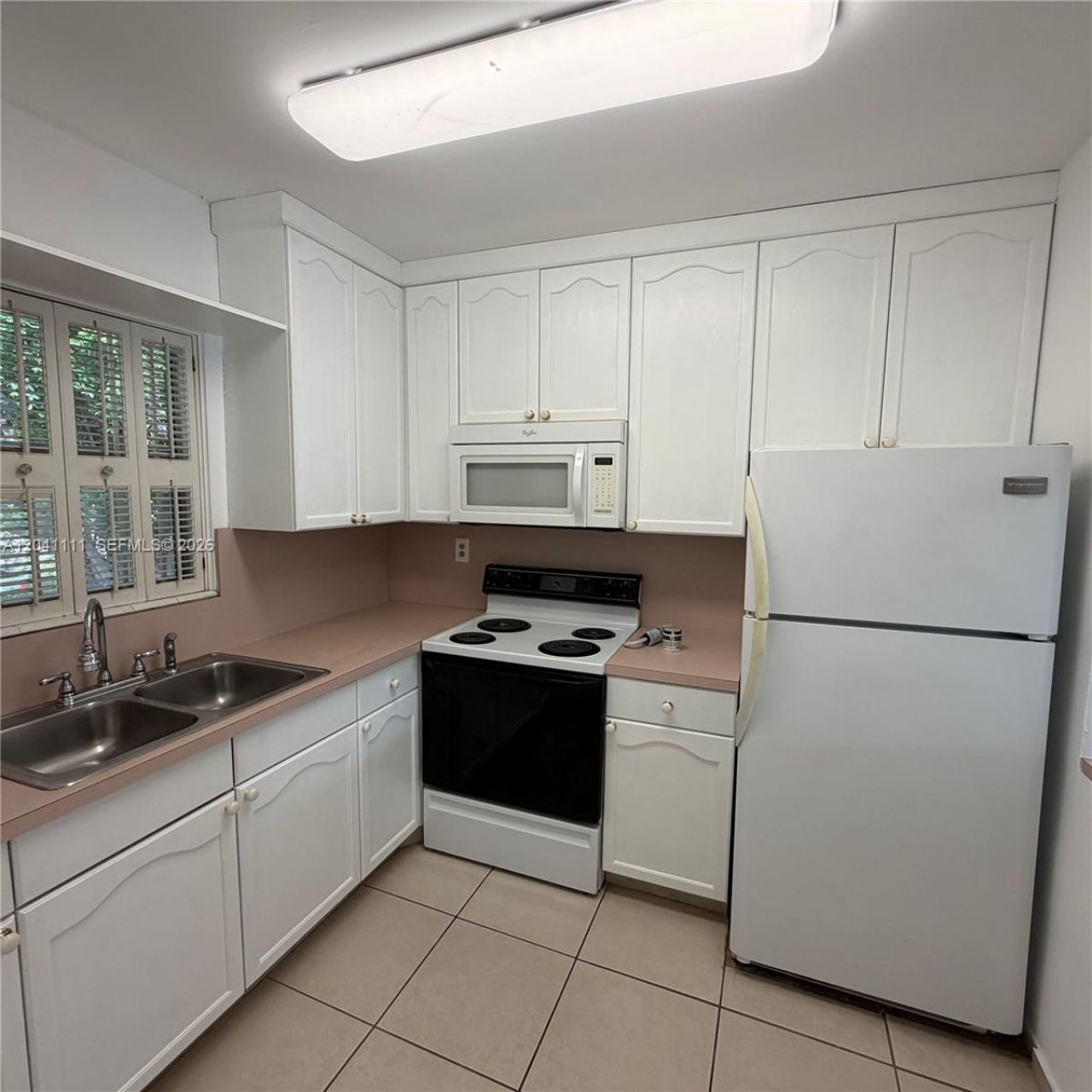 7505 SW 82nd St , Unit 206, Miami, FL 33143 Photo