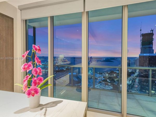 888 Biscayne Blvd, Unit 5404, Miami, FL 33132