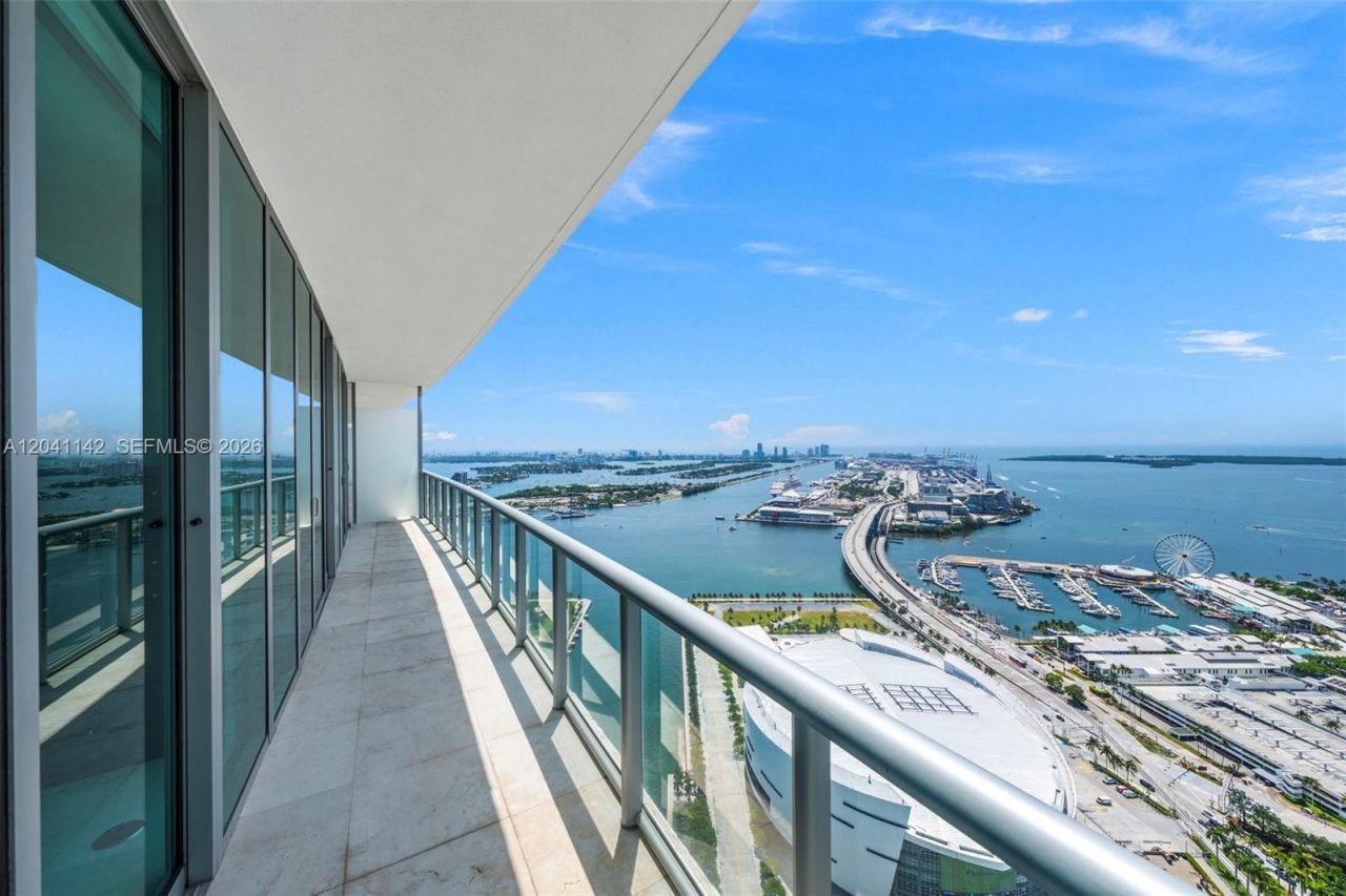 888 Biscayne Blvd, Unit 5404, Miami, FL 33132 Photo