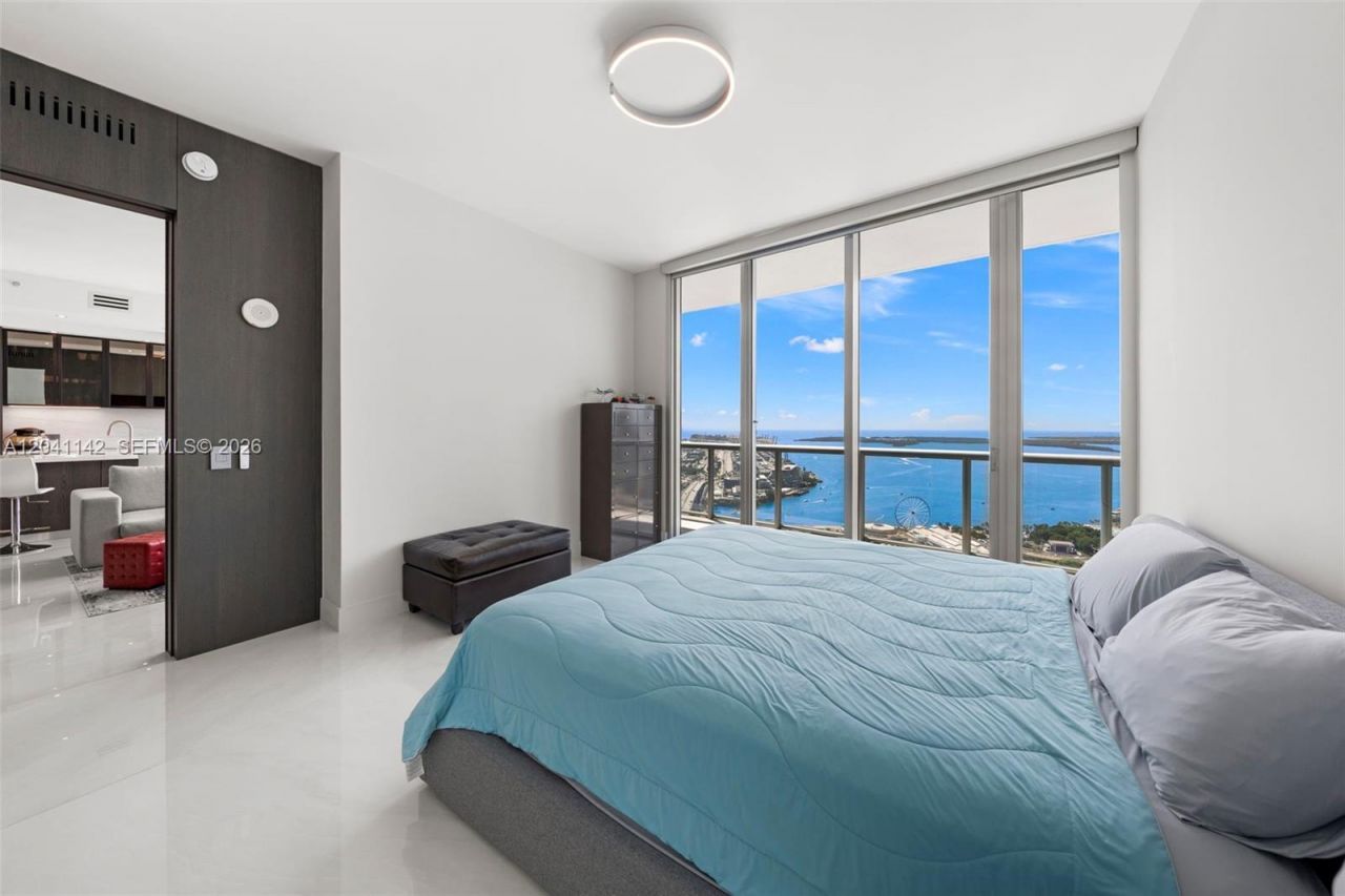 888 Biscayne Blvd, Unit 5404, Miami, FL 33132 Photo