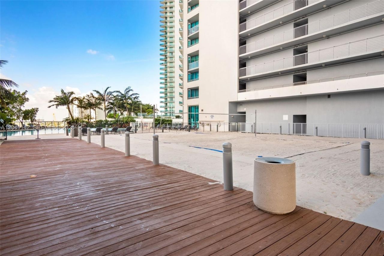888 Biscayne Blvd, Unit 5404, Miami, FL 33132 Photo