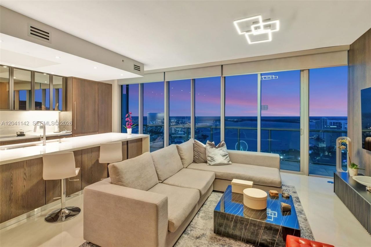 888 Biscayne Blvd, Unit 5404, Miami, FL 33132 Photo