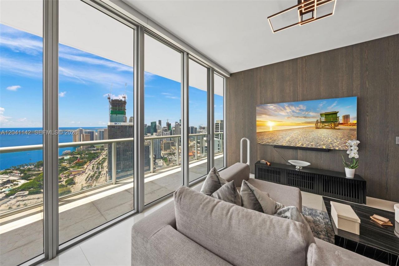 888 Biscayne Blvd, Unit 5404, Miami, FL 33132 Photo