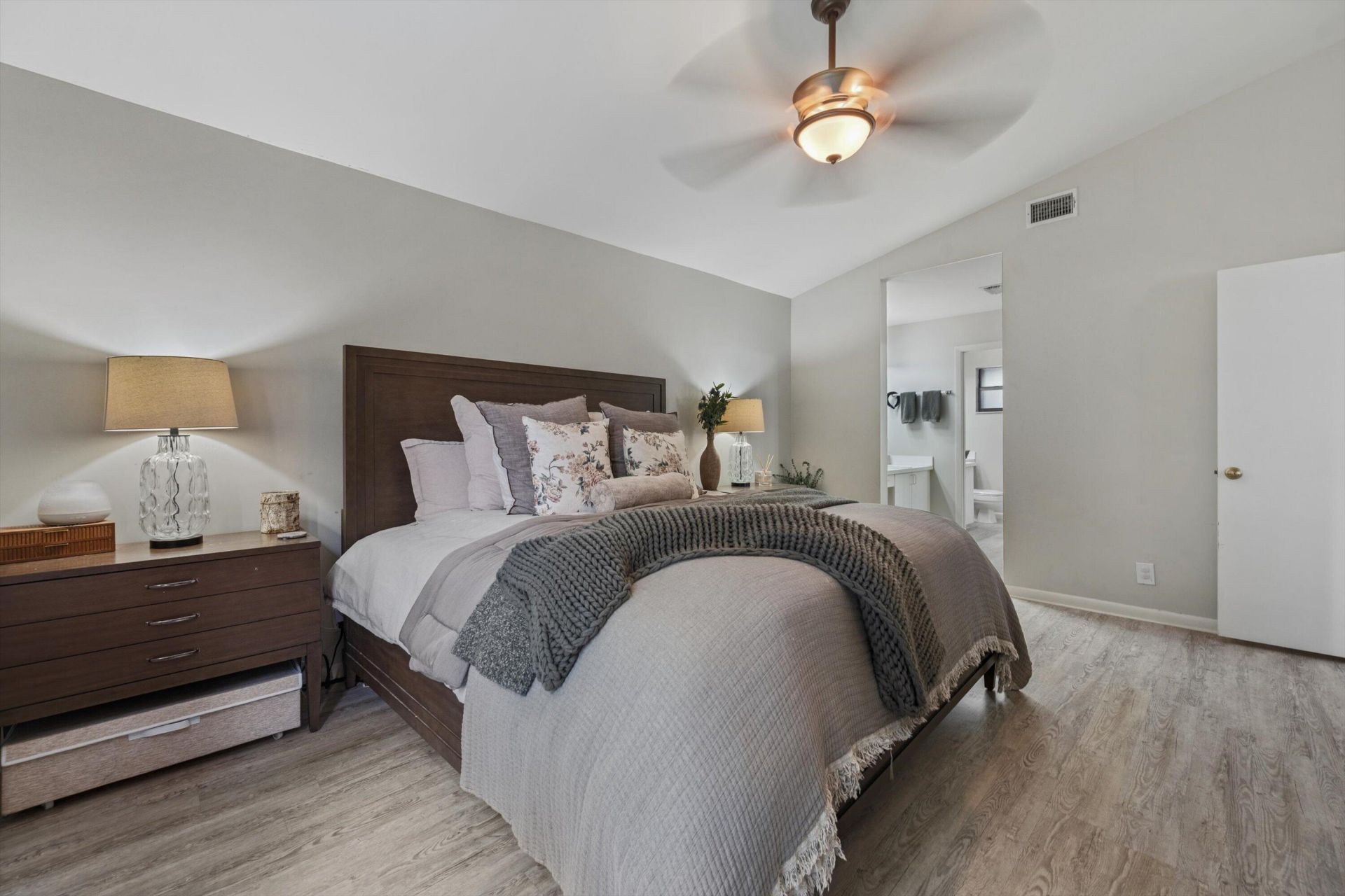 2482 Bedford Mews Drive, Wellington, FL 33414 Photo