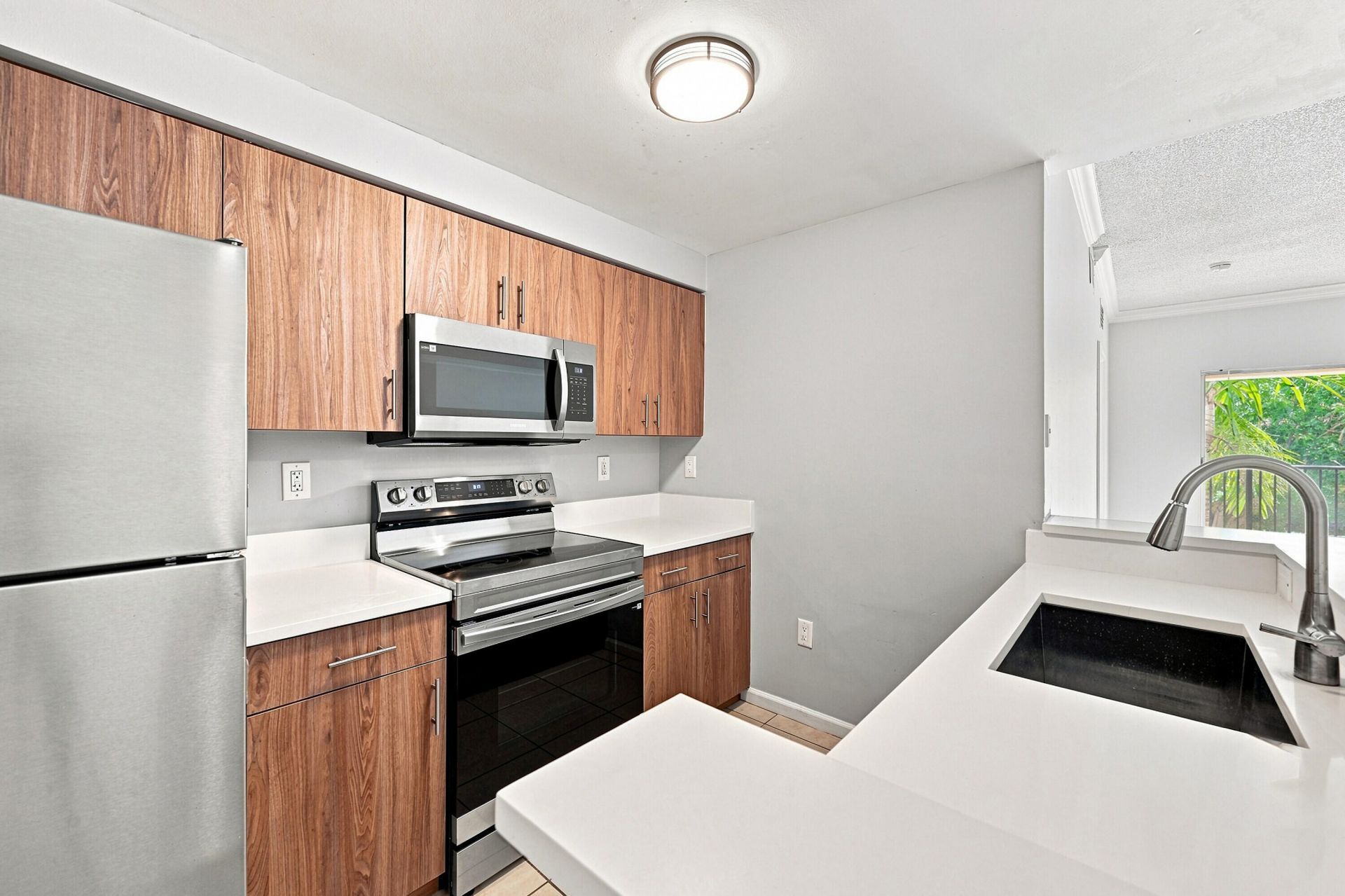 5860 W Sample Road, Unit 307, Coral Springs, FL 33067 Photo