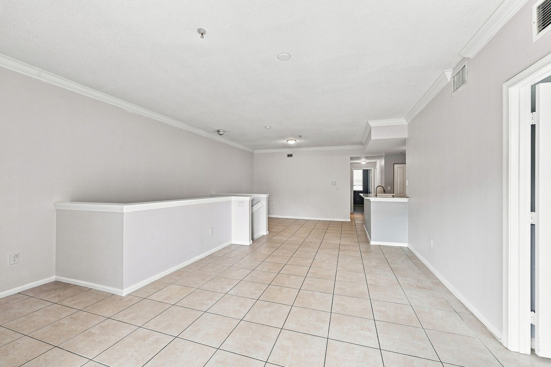 5860 W Sample Road, Unit 307, Coral Springs, FL 33067 Photo