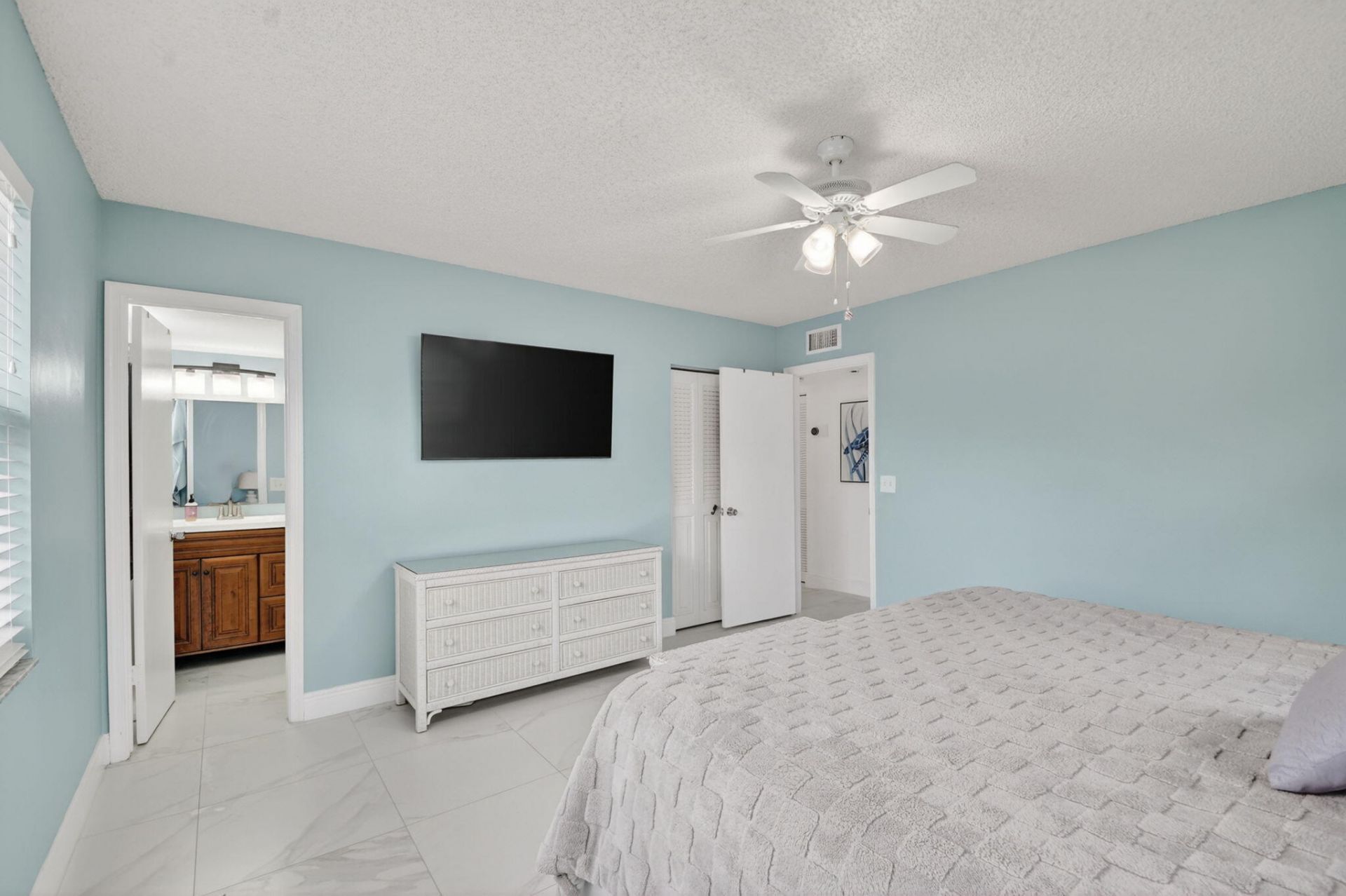 3601 S Ocean Boulevard, Unit 104, South Palm Beach, FL 33480 Photo