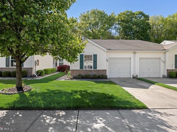 20 PEPPERGRASS DRIVE N, MOUNT LAUREL, NJ 08054