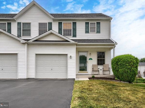 215 MEADOW LANE, HARRISBURG, PA 17112