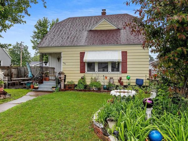 936 S SAWYER STREET, Shawano, WI 54166