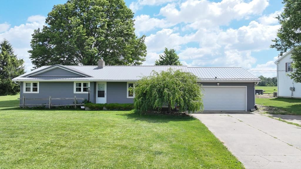 4402 Plymouth Springmill Rd, Shelby, OH 44875 Main Photo
