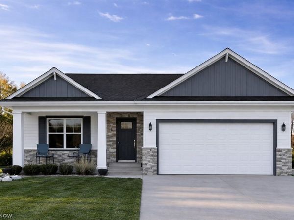 737 fernsell SW, Strasburg, OH 44680