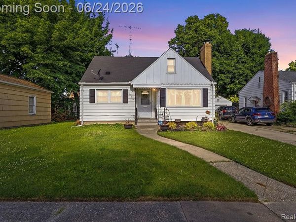 426 S Vernon Avenue, Flint, MI 48503