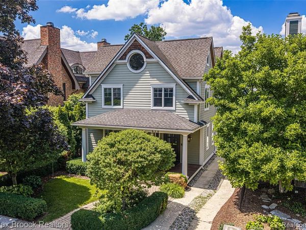 570 Pierce Street, Birmingham, Mi 48009