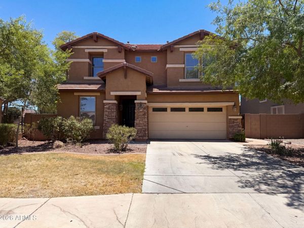 2695 E VERMONT Court, Gilbert, AZ 85295