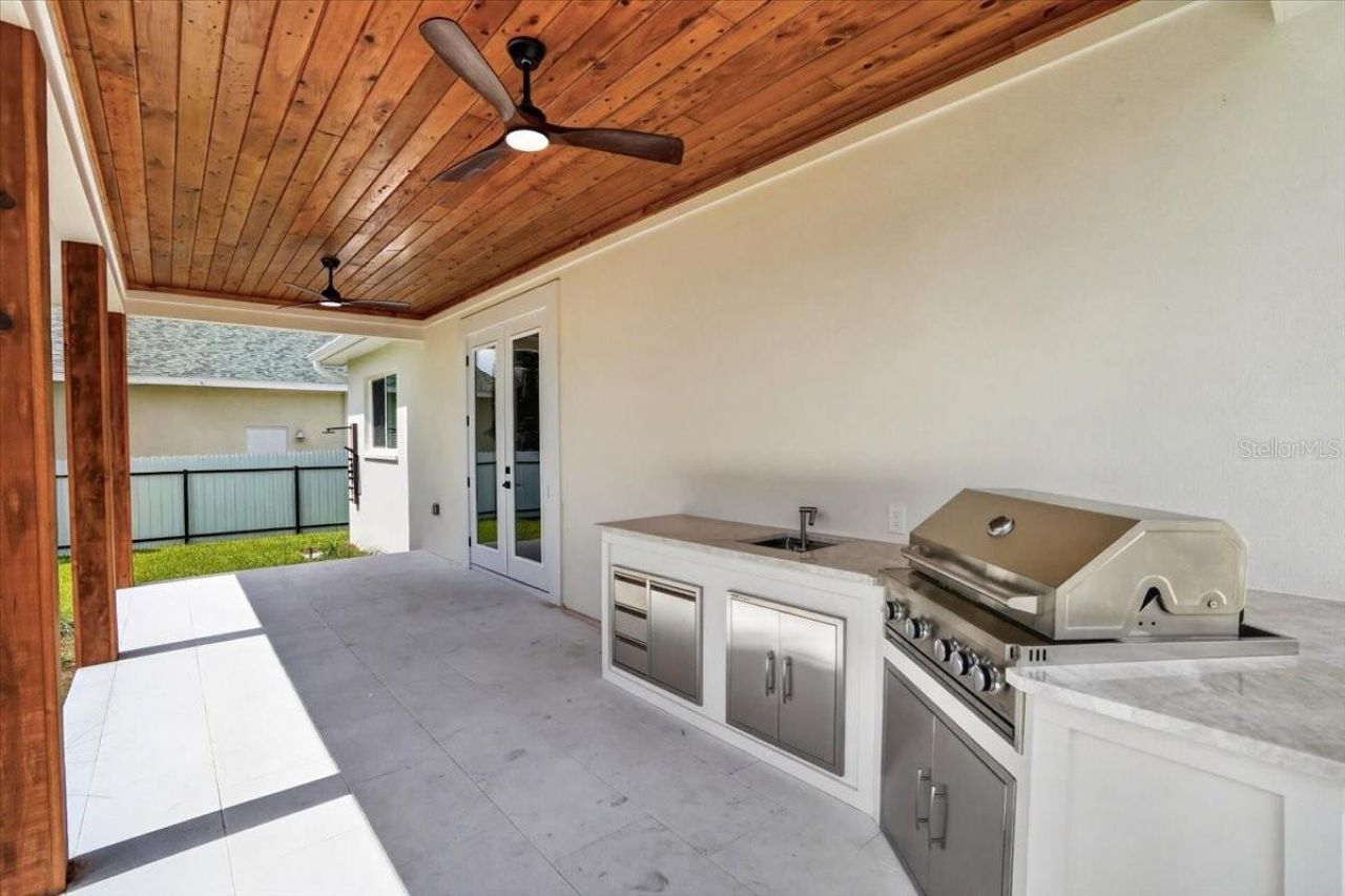 412 17th Avenue W, Palmetto, FL 34221 Photo
