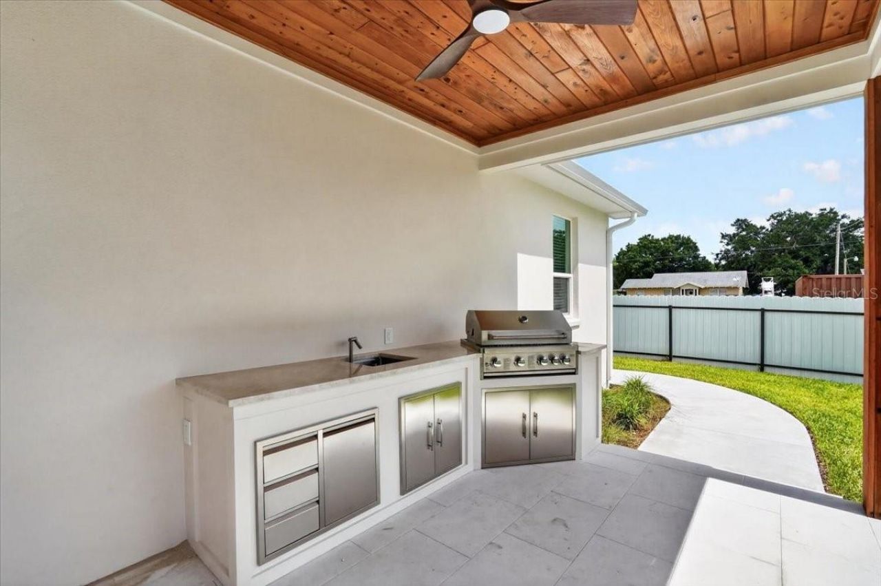 412 17th Avenue W, Palmetto, FL 34221 Photo