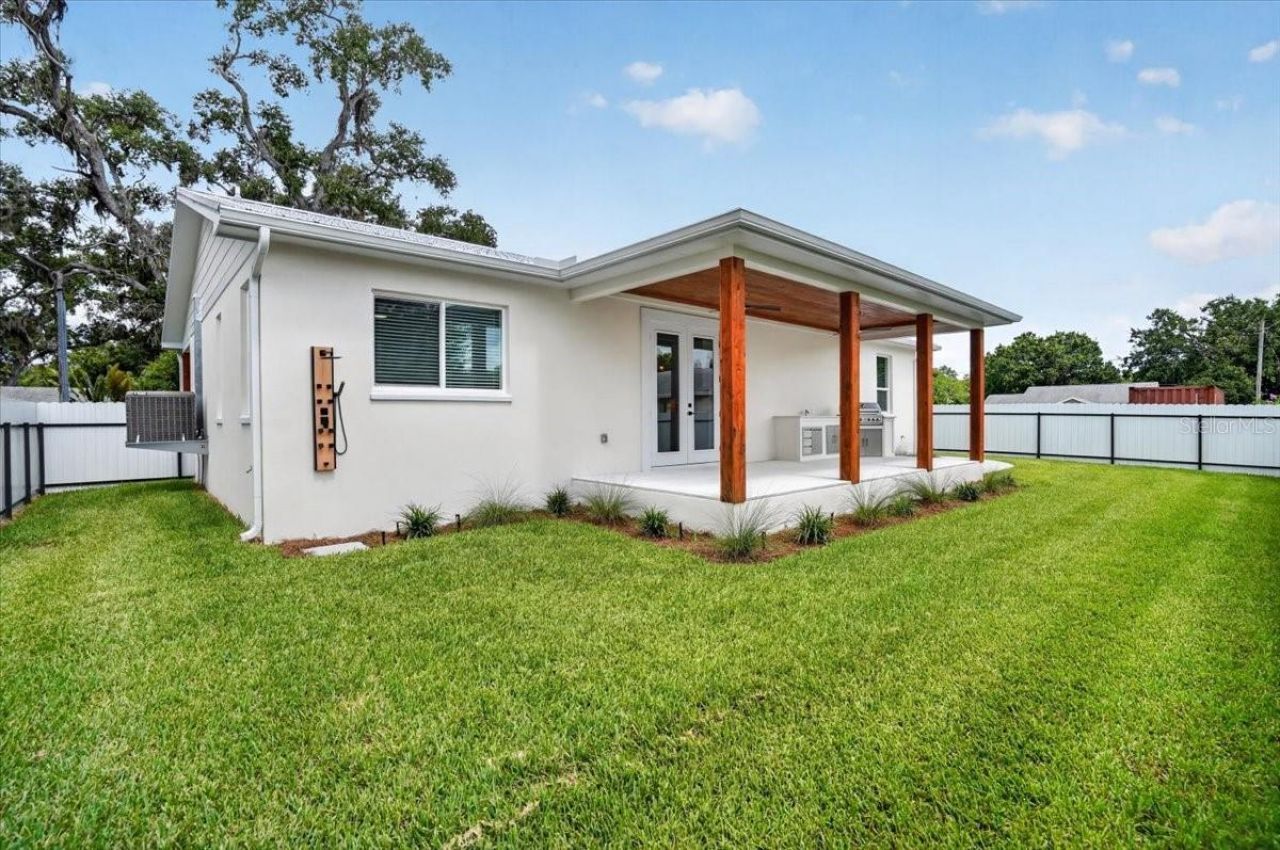 412 17th Avenue W, Palmetto, FL 34221 Photo