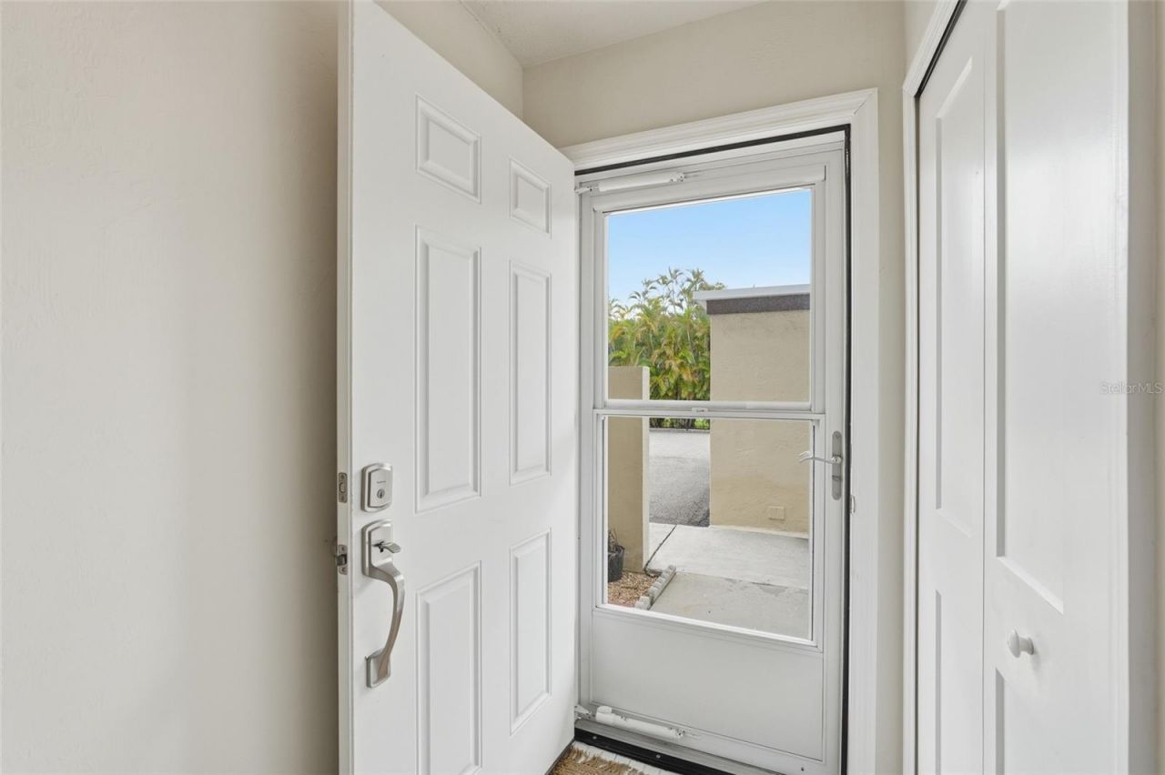 16211 Dublin Circle, Unit 104, Fort Myers, FL 33908 Photo