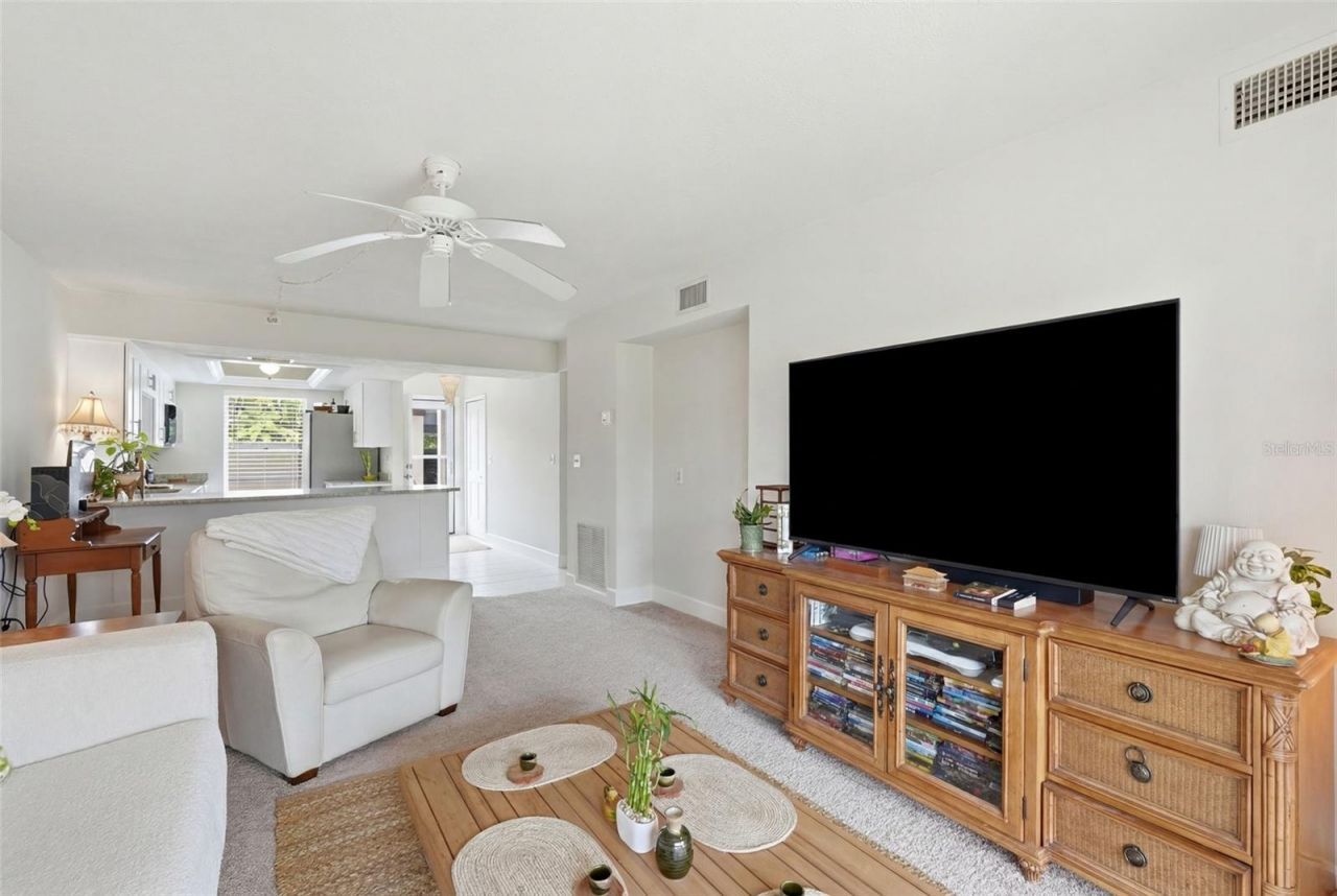 16211 Dublin Circle, Unit 104, Fort Myers, FL 33908 Photo