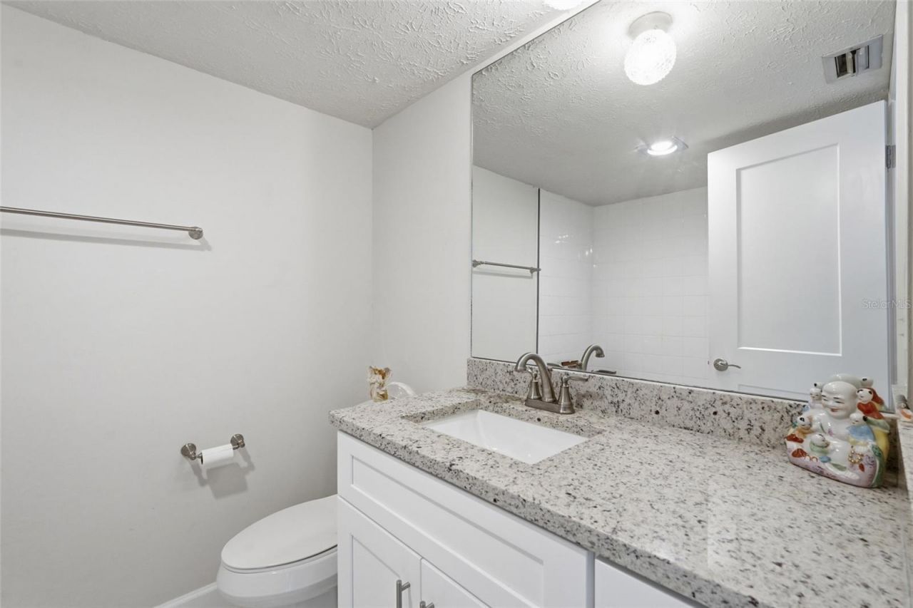 16211 Dublin Circle, Unit 104, Fort Myers, FL 33908 Photo