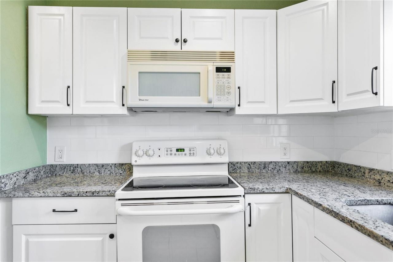 4740 22nd Avenue N, Saint Petersburg, FL 33713 Photo
